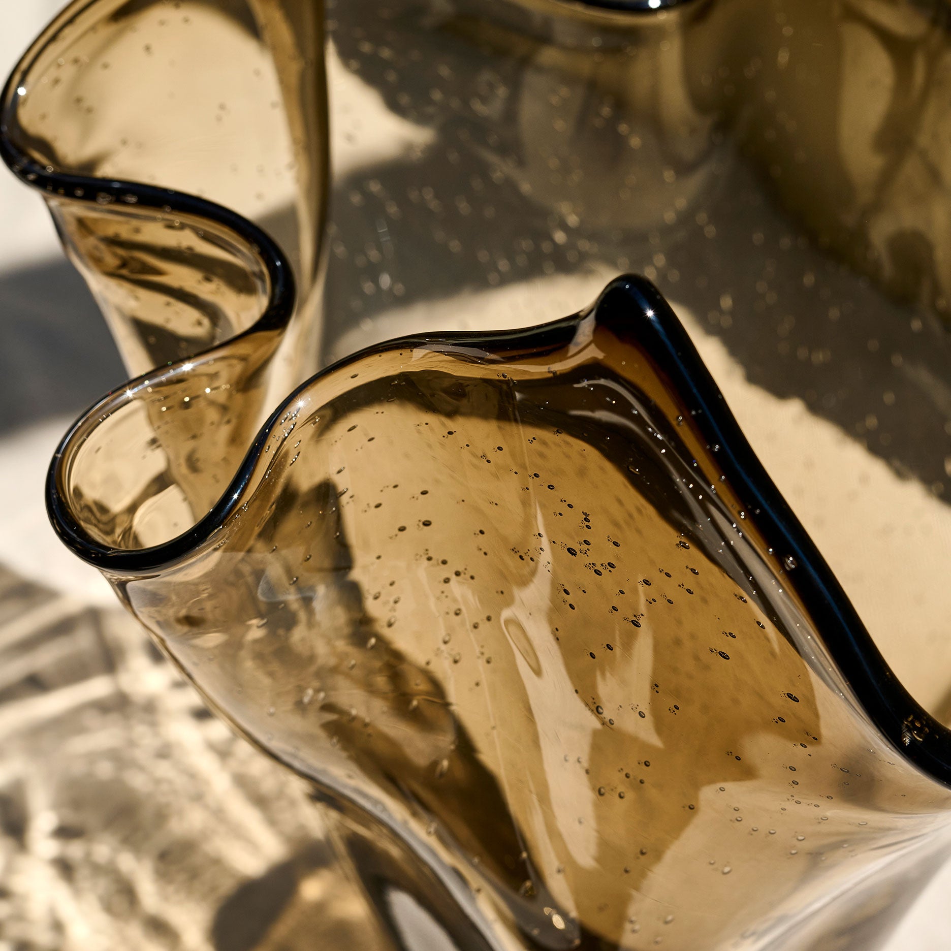 Flower bubbles vase
